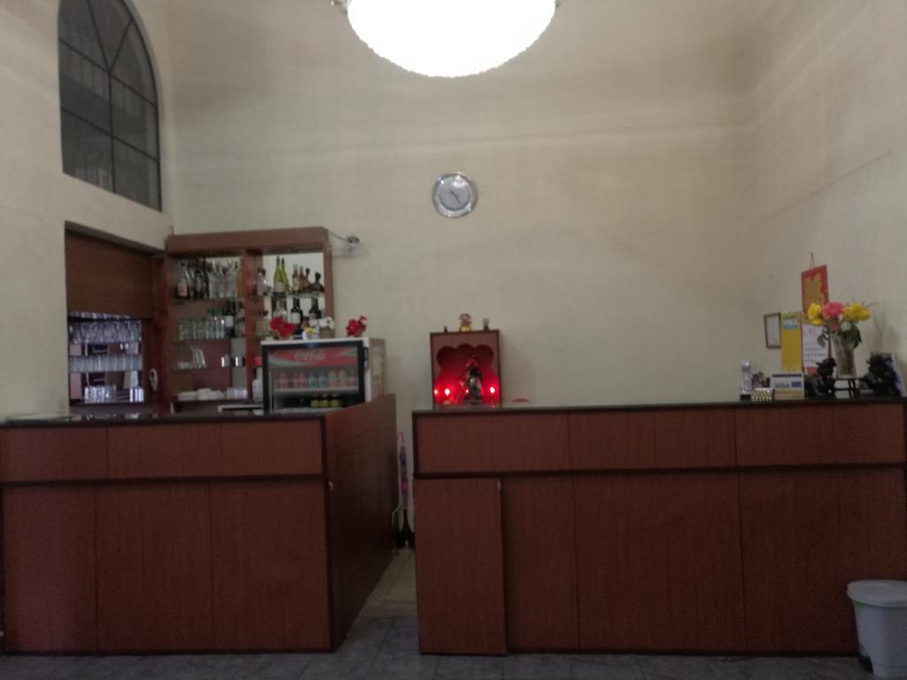 Hotel Ta Ta Chino La Brigada Bagian luar foto